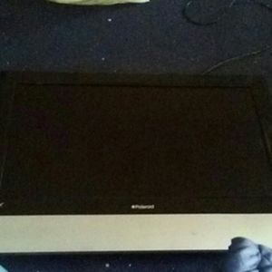 Selling a Polaroid tv 40 inch